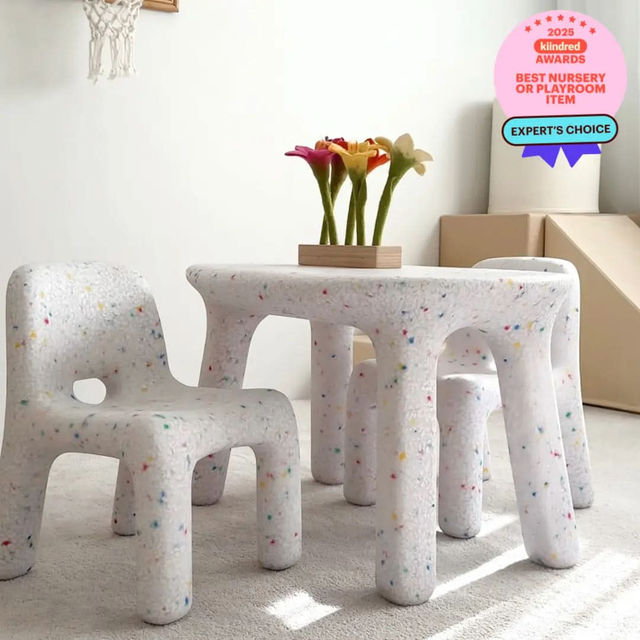 Confetti Table + 2 Chairs